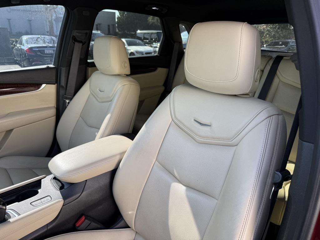 used 2017 Cadillac XT5 car, priced at $18,798