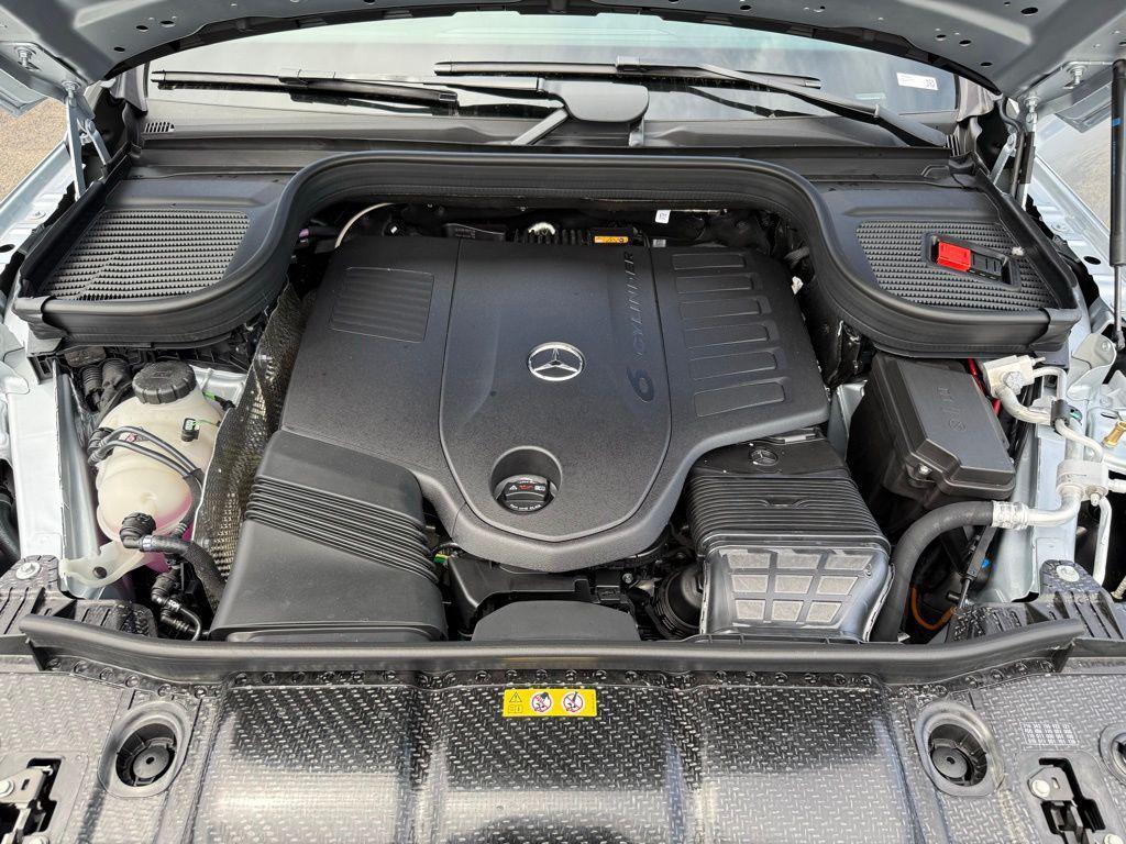 new 2026 Mercedes-Benz GLE 450 car, priced at $83,510