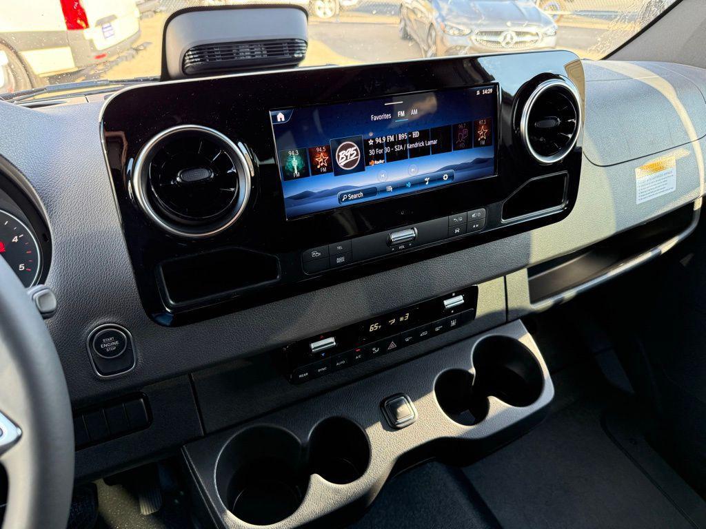 new 2025 Mercedes-Benz Sprinter 2500 car, priced at $80,586