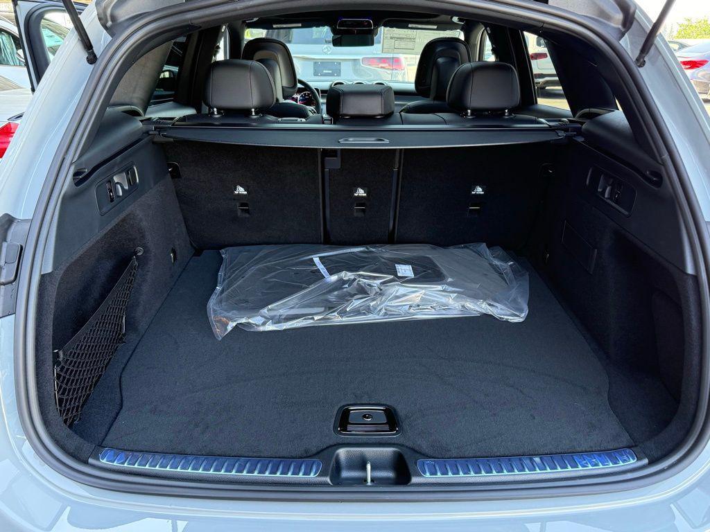 new 2026 Mercedes-Benz GLC 300 car, priced at $57,525