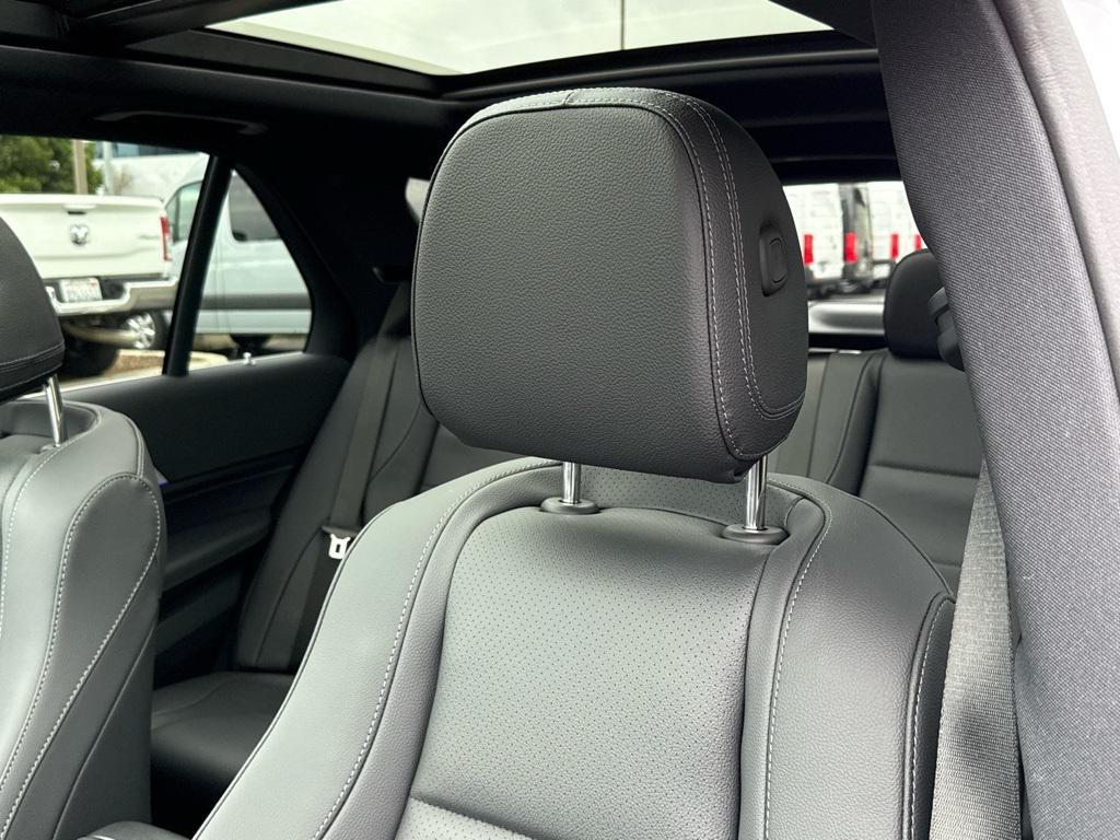 new 2026 Mercedes-Benz GLE 350 car, priced at $69,950