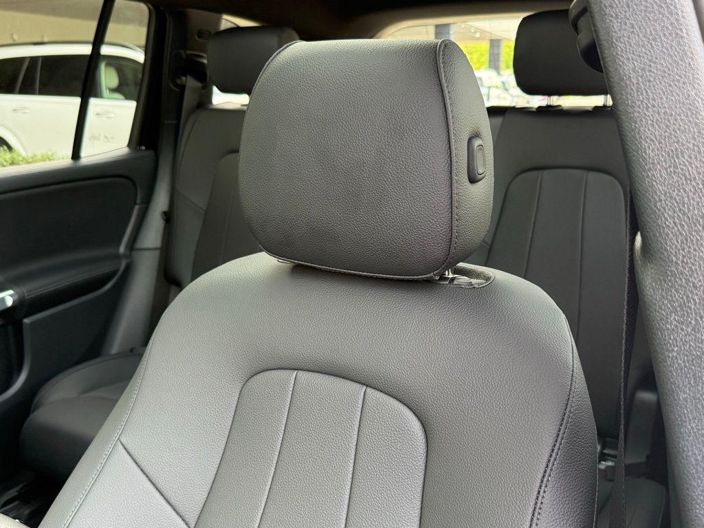 new 2026 Mercedes-Benz GLB 250 car, priced at $50,010