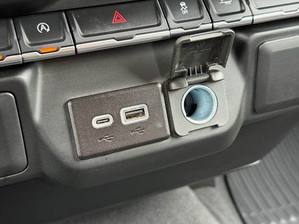 used 2024 GMC Sierra 1500 car, priced at $27,998