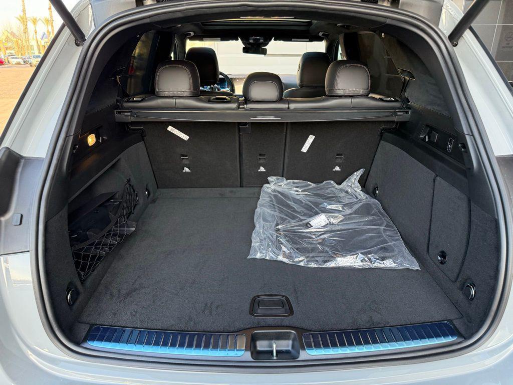 new 2026 Mercedes-Benz AMG GLE 63 car, priced at $146,035