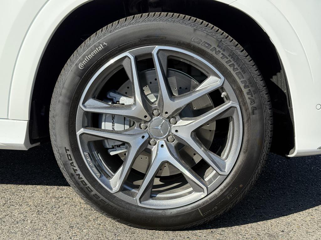 new 2026 Mercedes-Benz AMG GLE 53 car, priced at $100,010