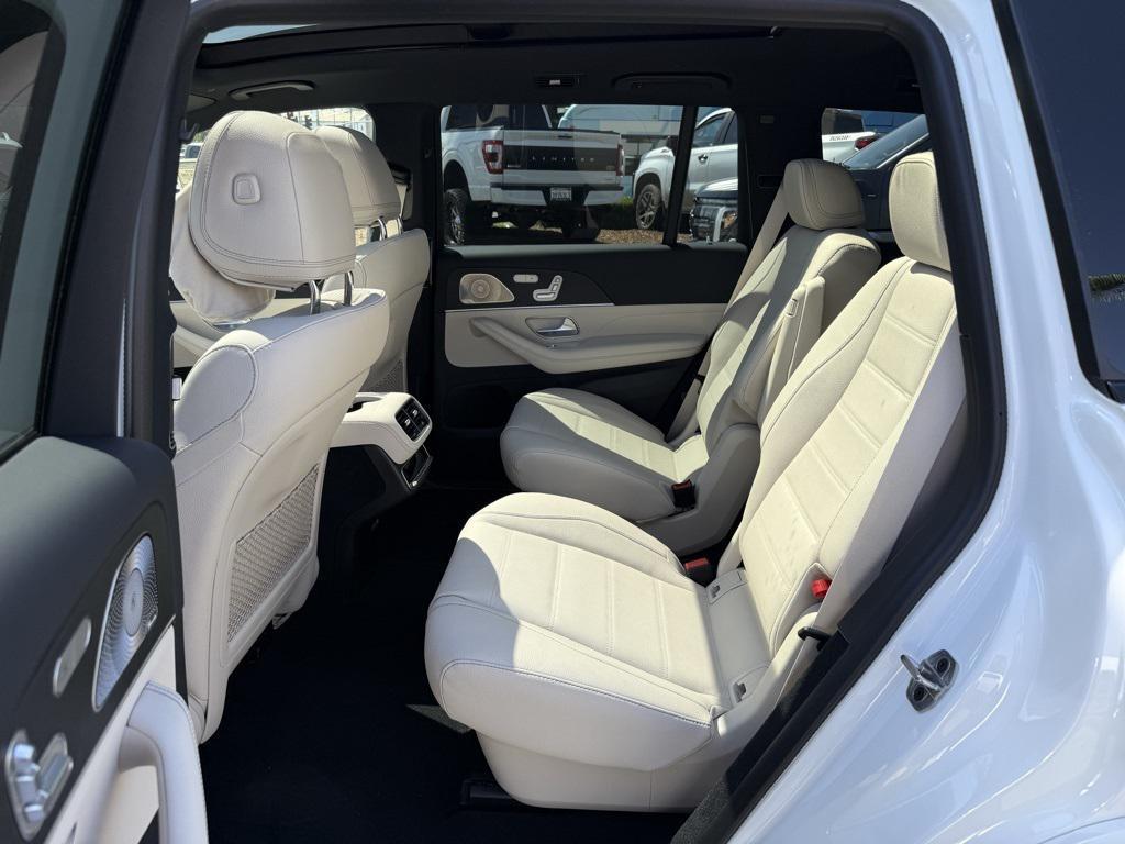 new 2025 Mercedes-Benz GLS 580 car, priced at $117,695