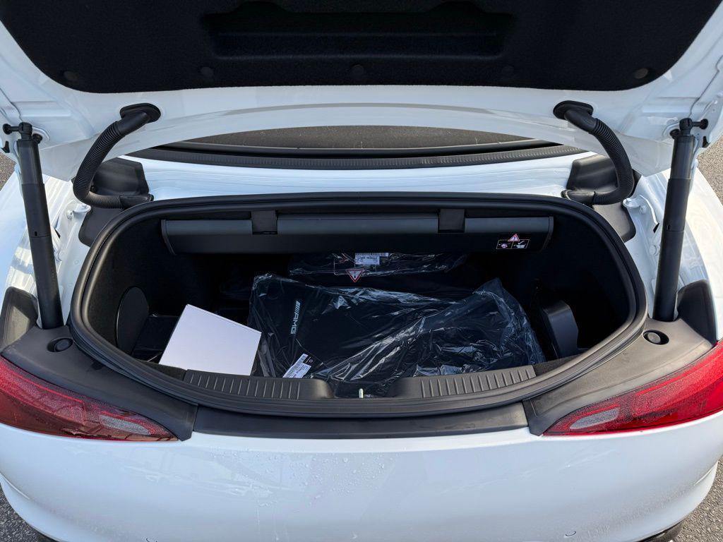 new 2026 Mercedes-Benz AMG SL 43 car, priced at $125,860