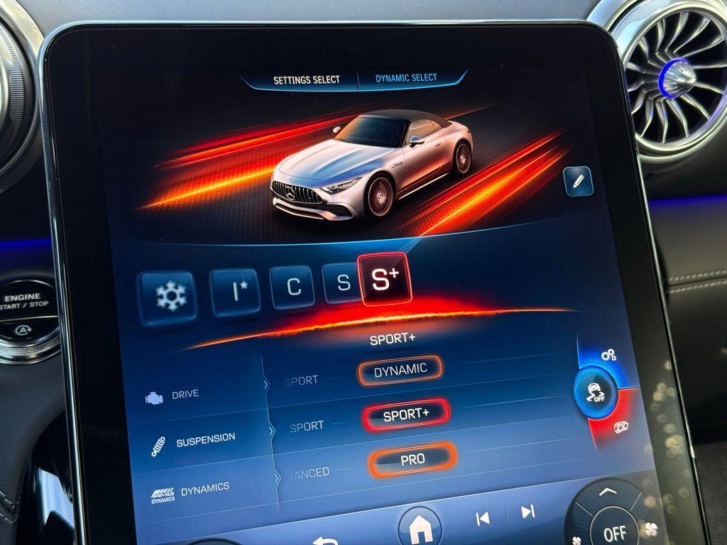 new 2026 Mercedes-Benz AMG SL 43 car, priced at $125,860