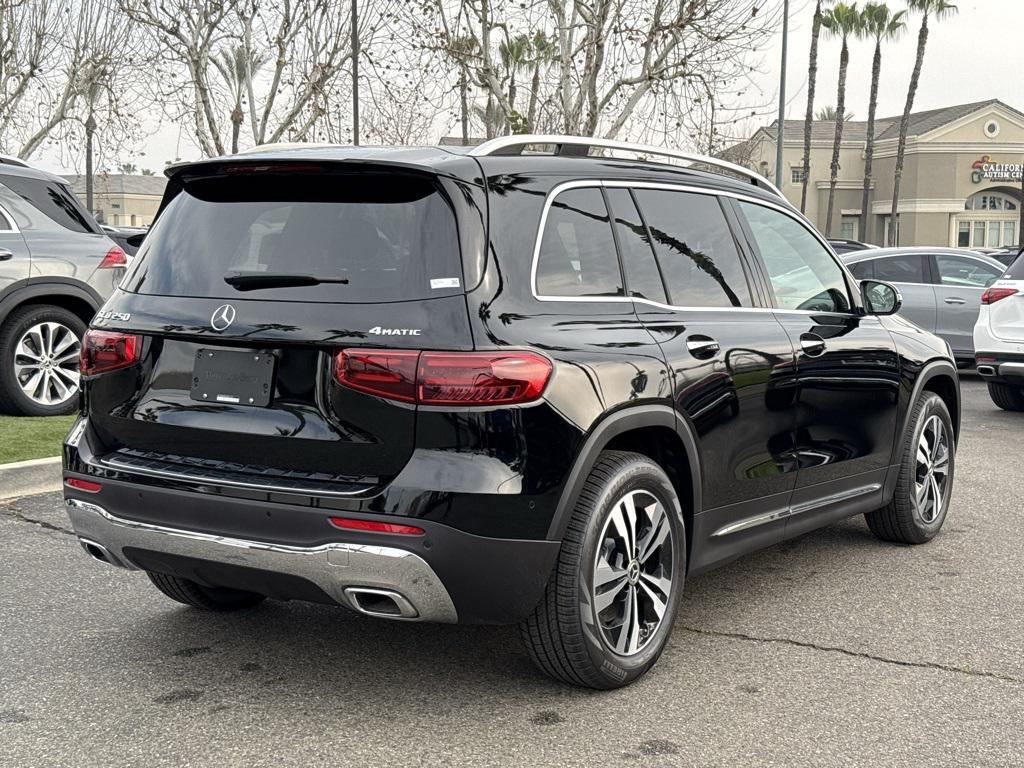 new 2026 Mercedes-Benz GLB 250 car, priced at $52,460
