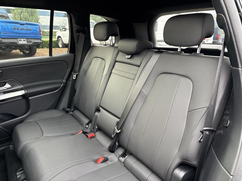 new 2026 Mercedes-Benz GLB 250 car, priced at $52,460