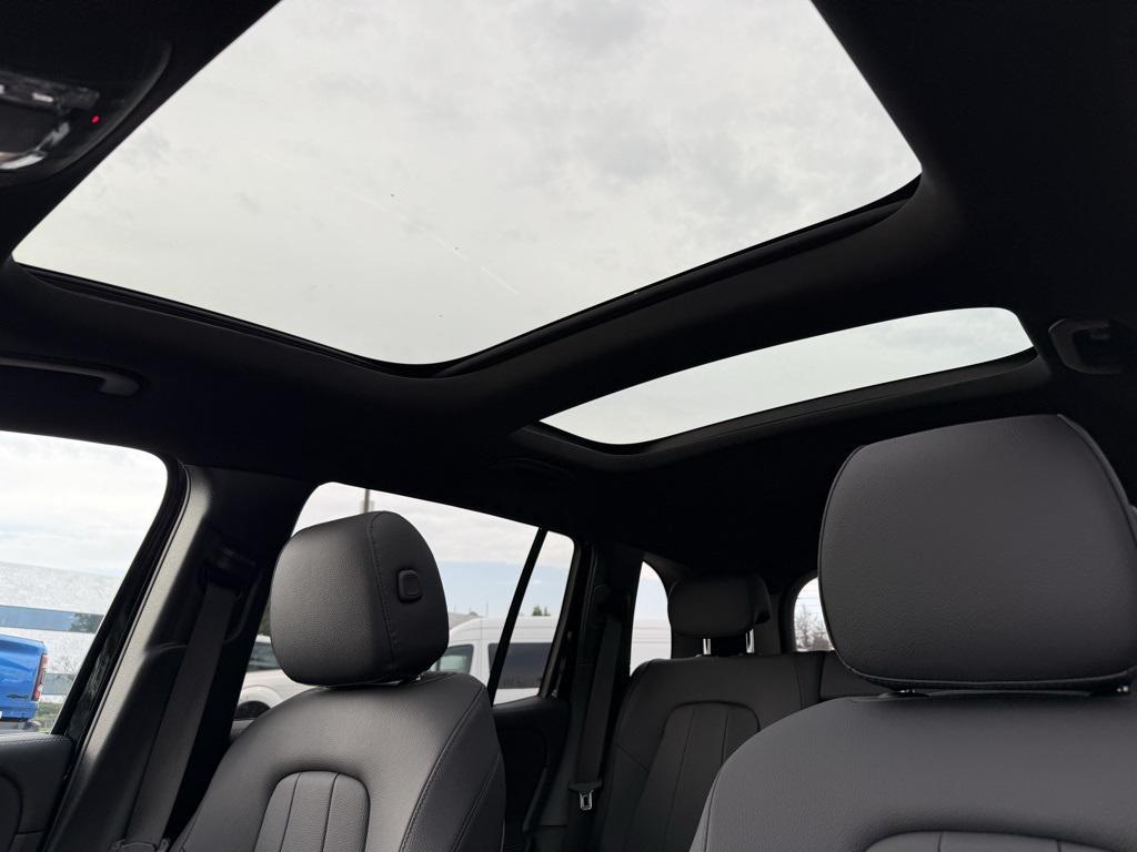 new 2026 Mercedes-Benz GLB 250 car, priced at $52,460