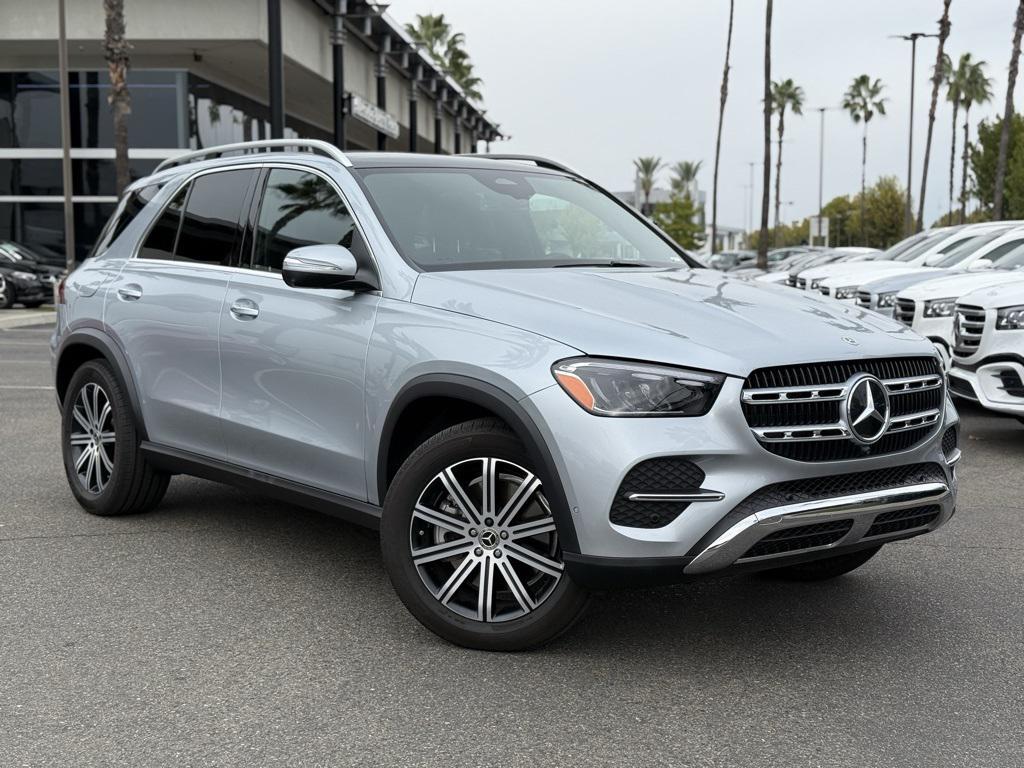 used 2025 Mercedes-Benz GLE 450 car, priced at $67,000