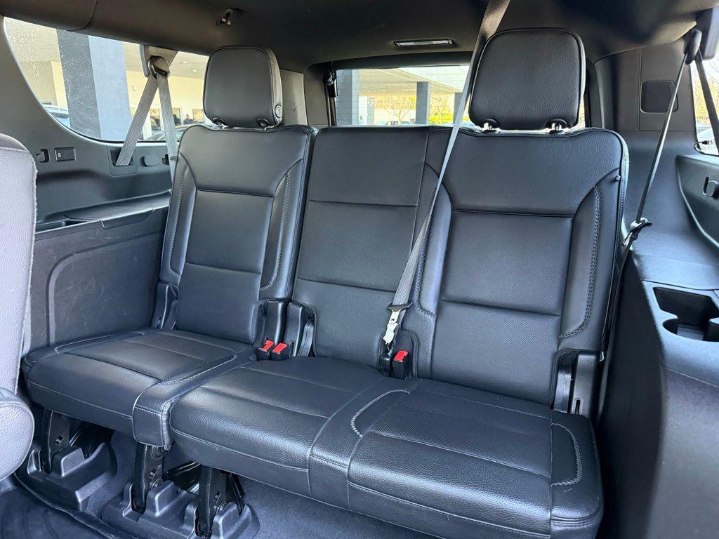 used 2021 GMC Yukon XL car, priced at $42,198