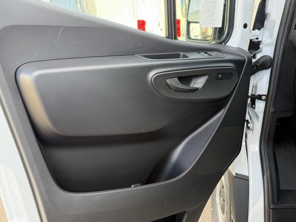 new 2026 Mercedes-Benz Sprinter 2500 car, priced at $64,217