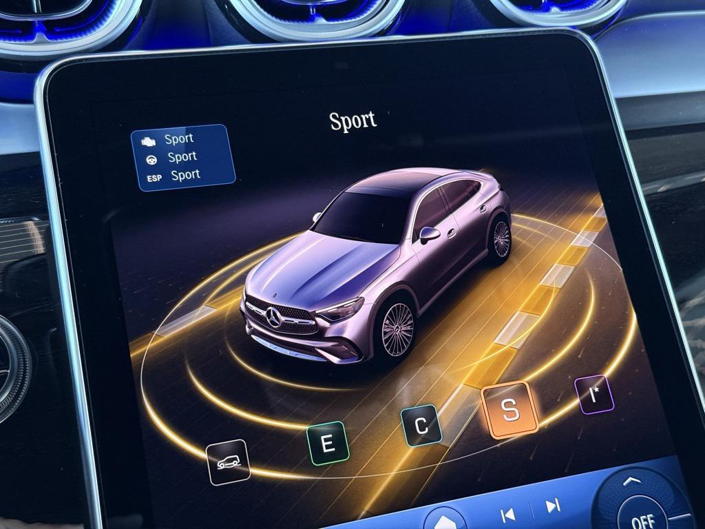 new 2026 Mercedes-Benz GLC 300 car, priced at $61,285