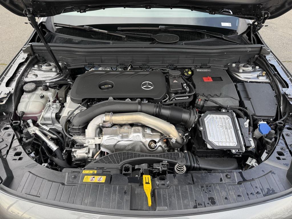 new 2026 Mercedes-Benz GLB 250 car, priced at $51,395