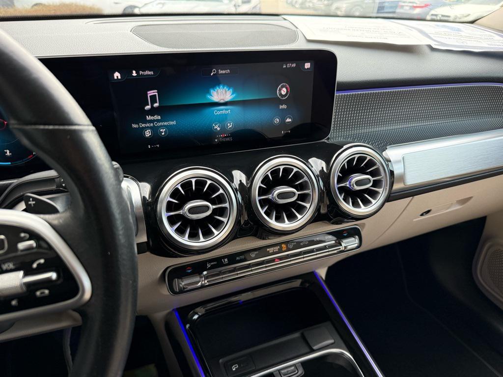 used 2020 Mercedes-Benz GLB 250 car, priced at $20,999