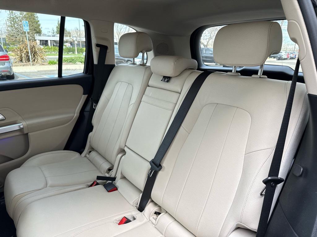 used 2020 Mercedes-Benz GLB 250 car, priced at $20,999