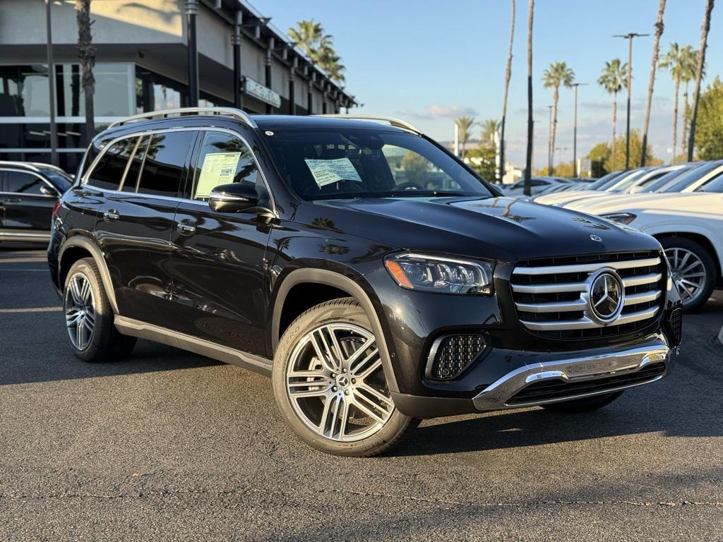 new 2025 Mercedes-Benz GLS 450 car, priced at $91,945