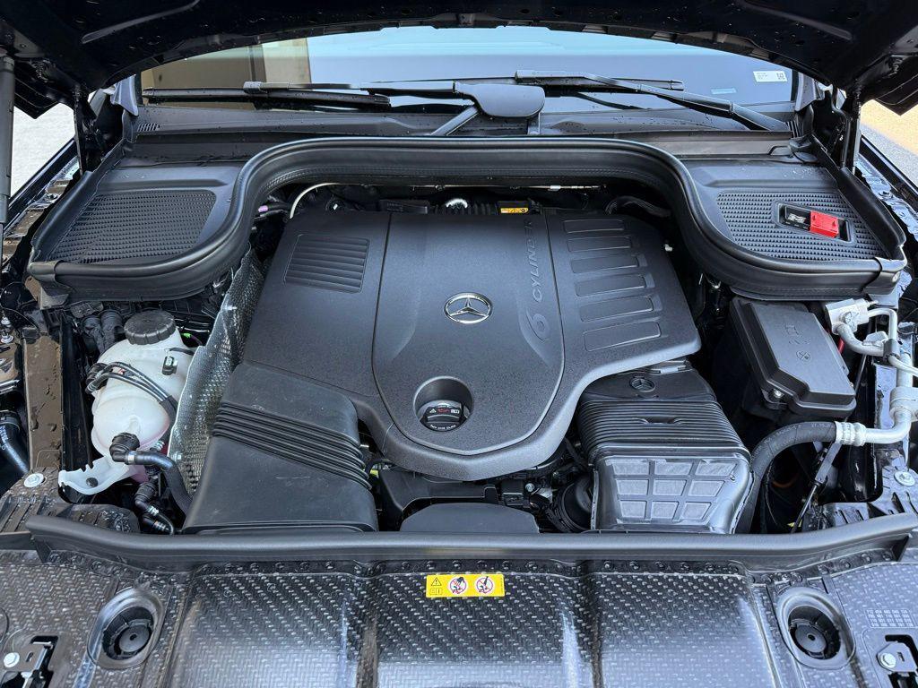 new 2026 Mercedes-Benz GLE 450 car, priced at $80,960