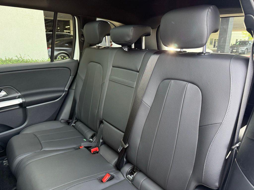 new 2026 Mercedes-Benz GLB 250 car, priced at $52,010