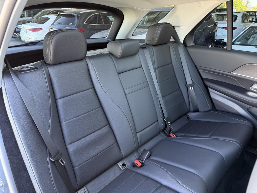 new 2026 Mercedes-Benz GLE 450e car, priced at $79,260