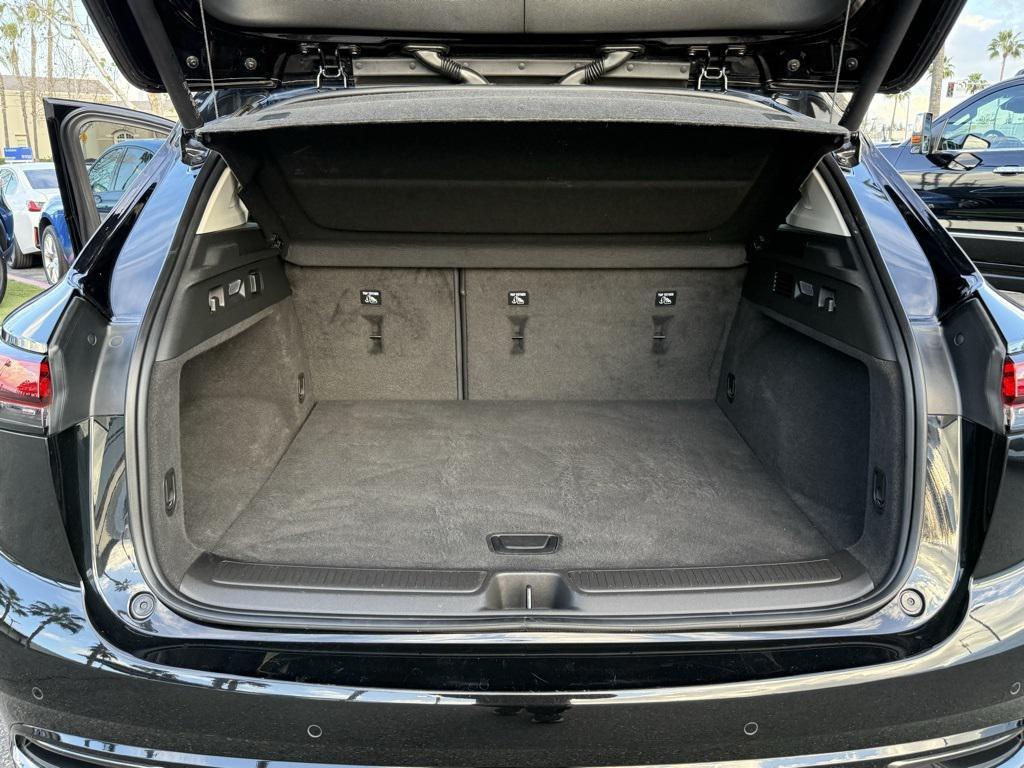 used 2023 Buick Envision car, priced at $26,498