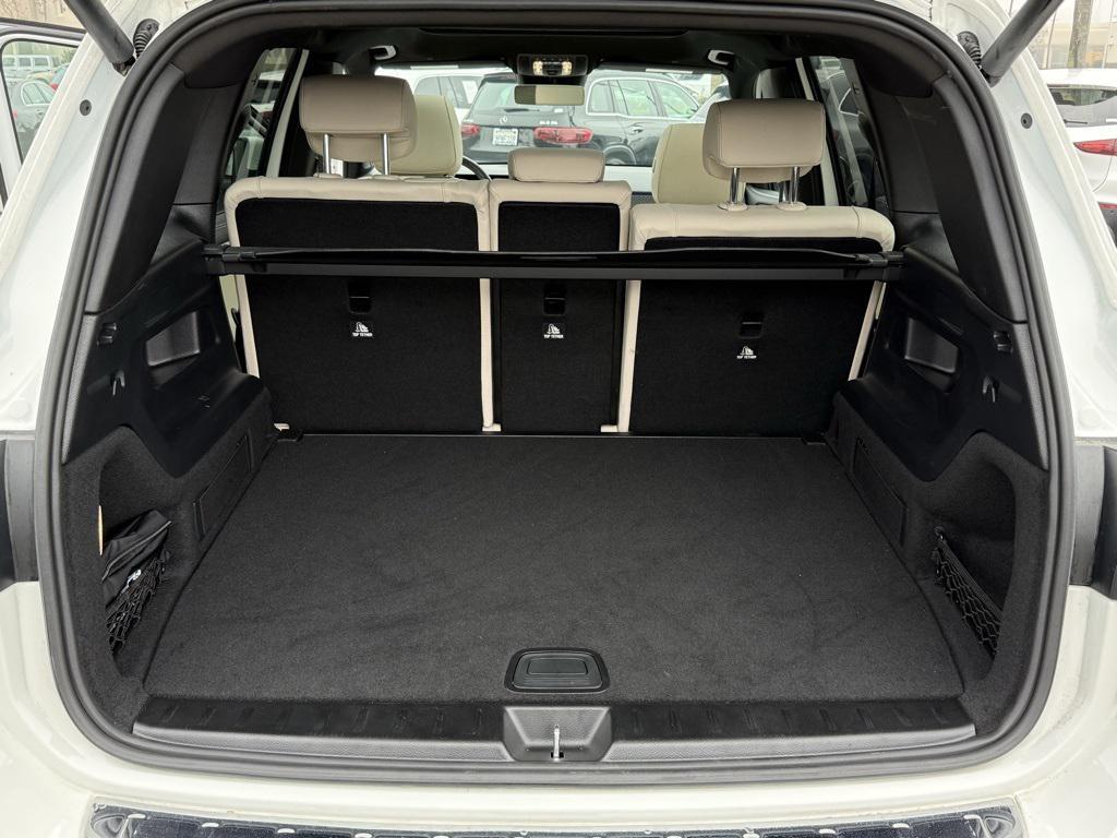 used 2025 Mercedes-Benz GLB 250 car, priced at $36,000