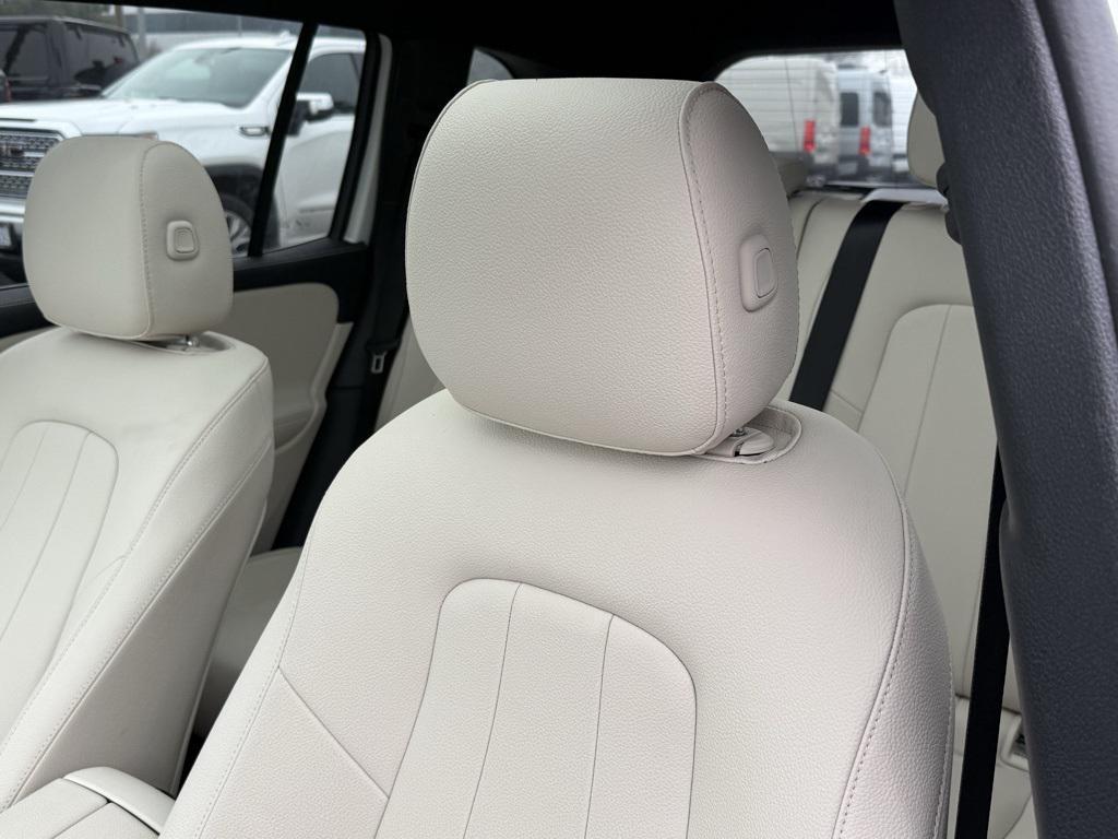 used 2025 Mercedes-Benz GLB 250 car, priced at $36,000