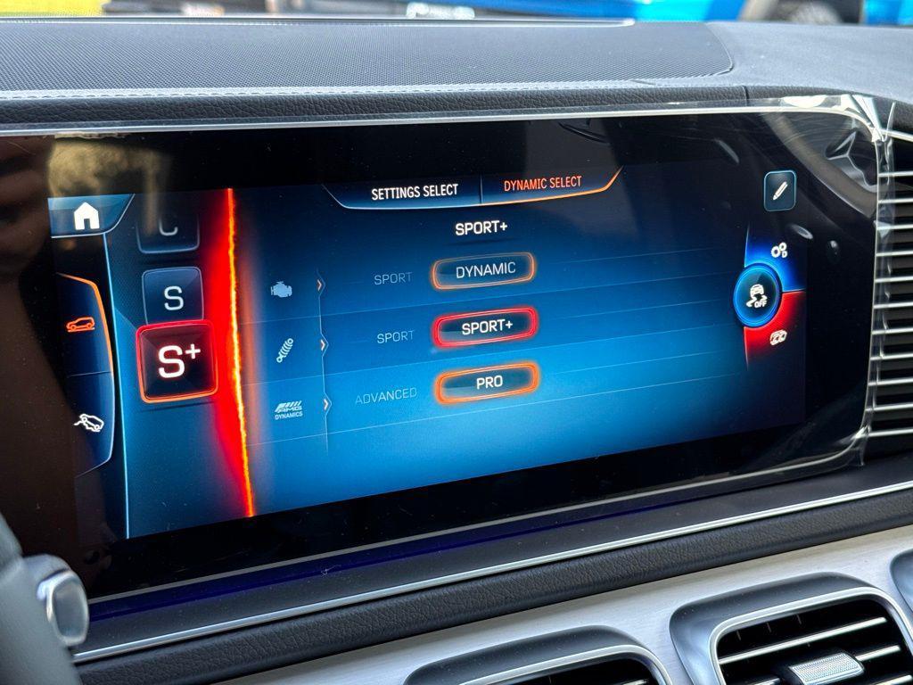 new 2026 Mercedes-Benz AMG GLE 53 car, priced at $94,035