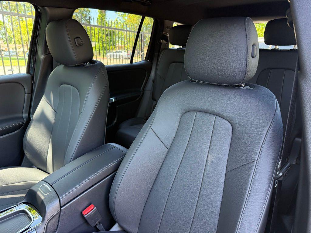 new 2026 Mercedes-Benz GLB 250 car, priced at $52,855
