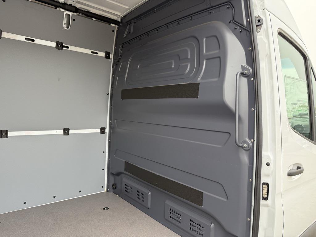 new 2026 Mercedes-Benz Sprinter 2500 car, priced at $67,534