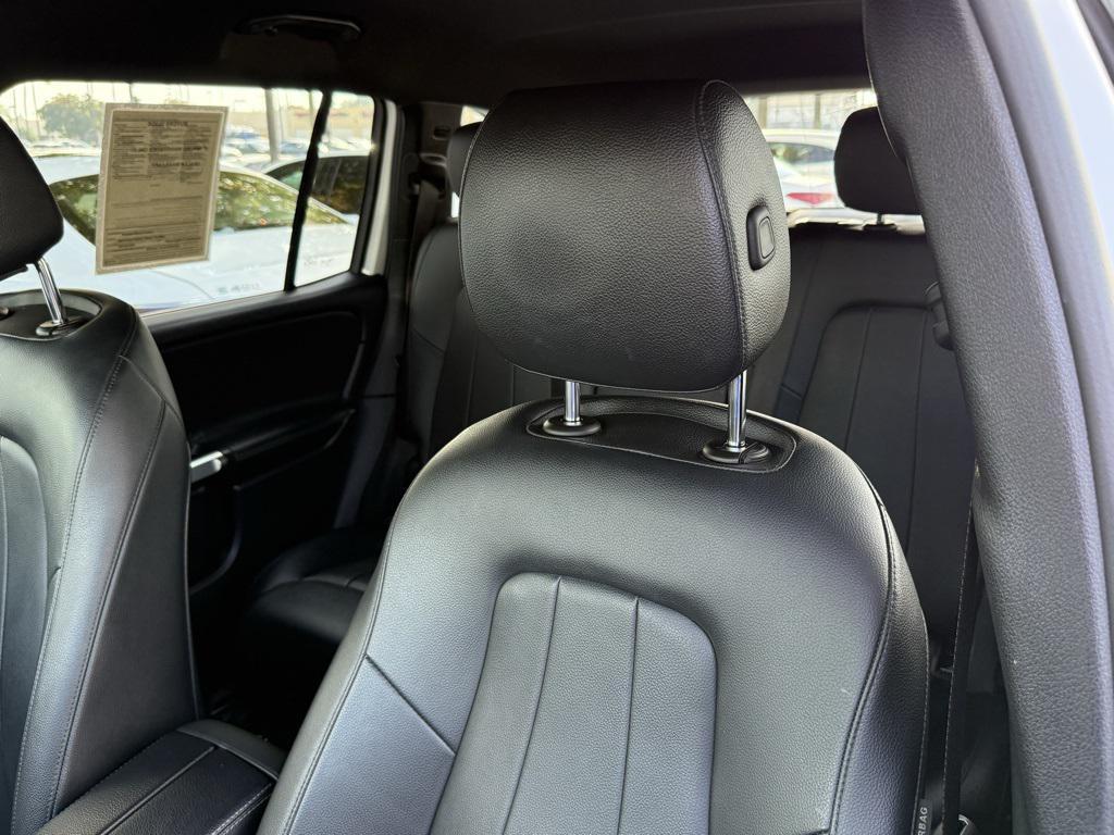 used 2022 Mercedes-Benz GLB 250 car, priced at $21,877