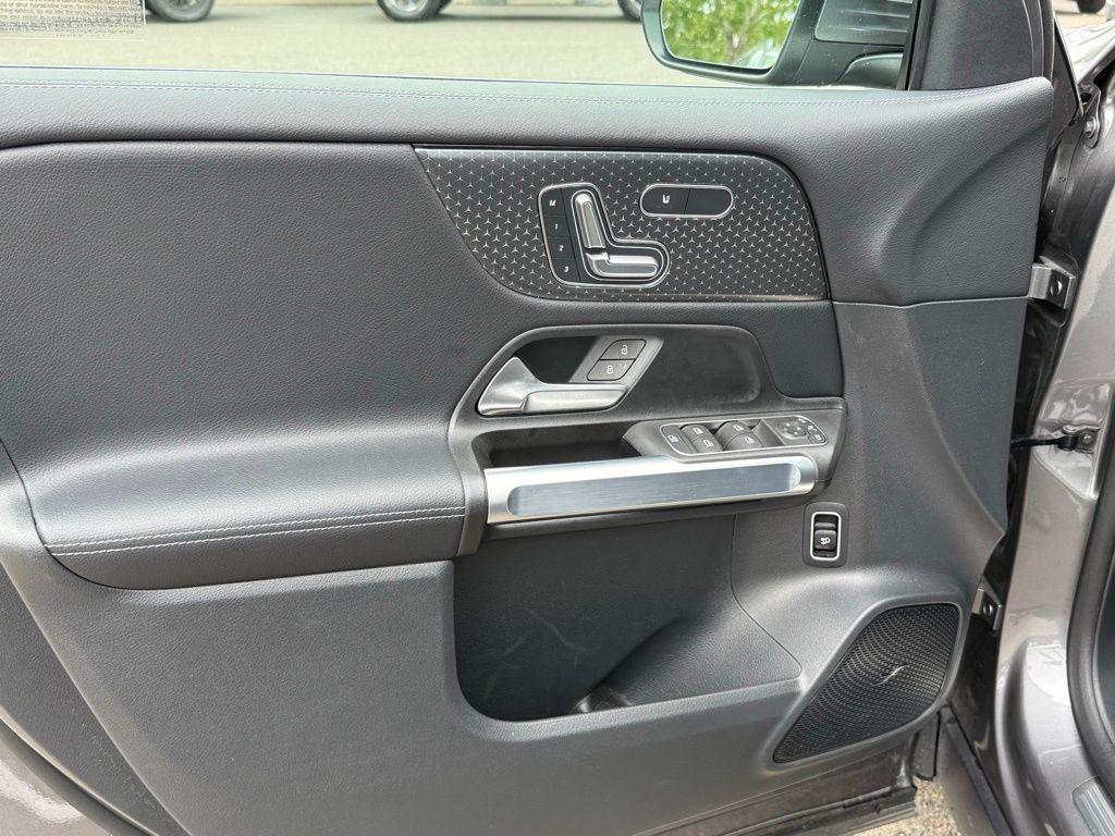 used 2026 Mercedes-Benz GLB 250 car, priced at $43,498