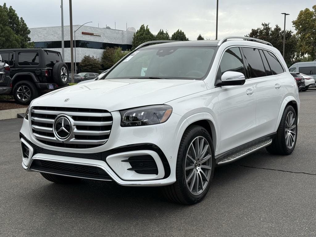 new 2026 Mercedes-Benz GLS 580 car, priced at $122,420