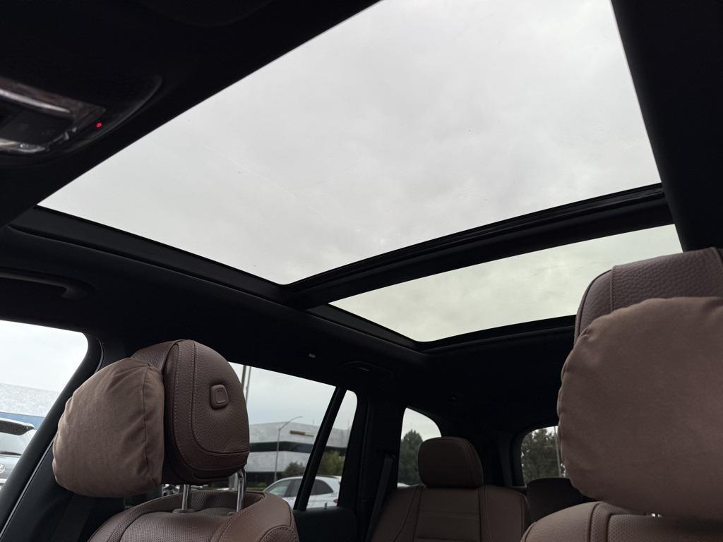 new 2026 Mercedes-Benz GLS 580 car, priced at $122,420