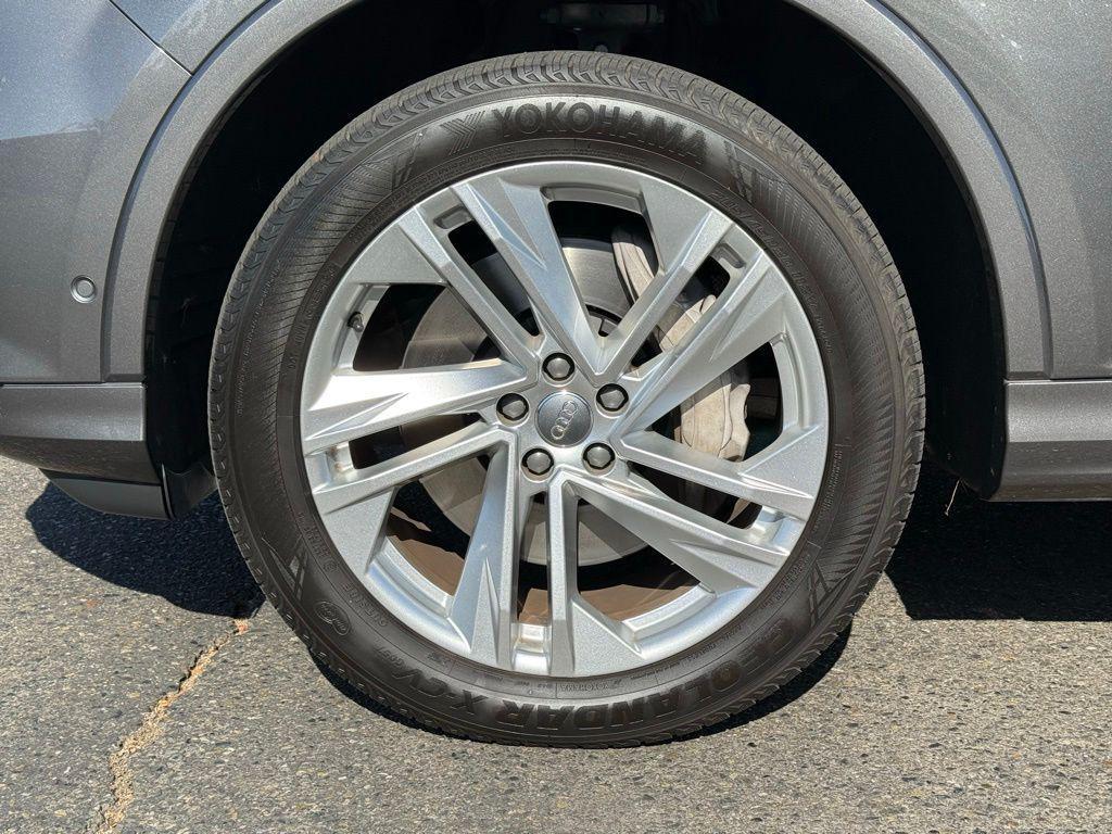 used 2021 Audi Q7 car, priced at $22,999