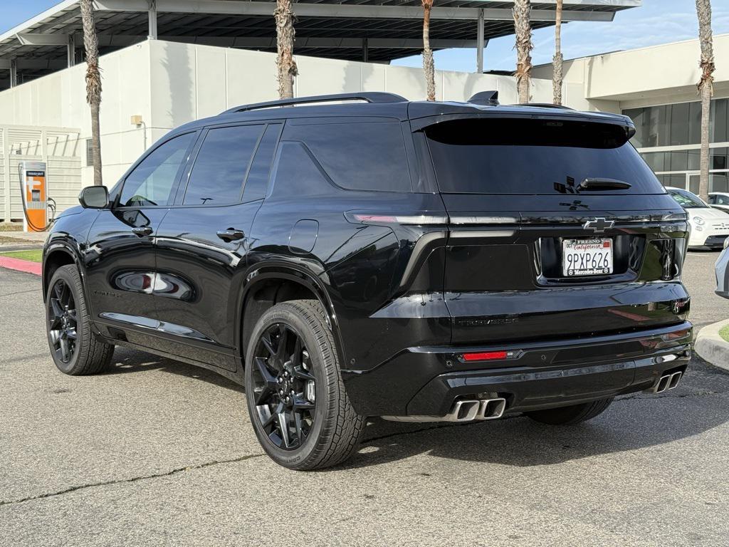 used 2024 Chevrolet Traverse car, priced at $45,998