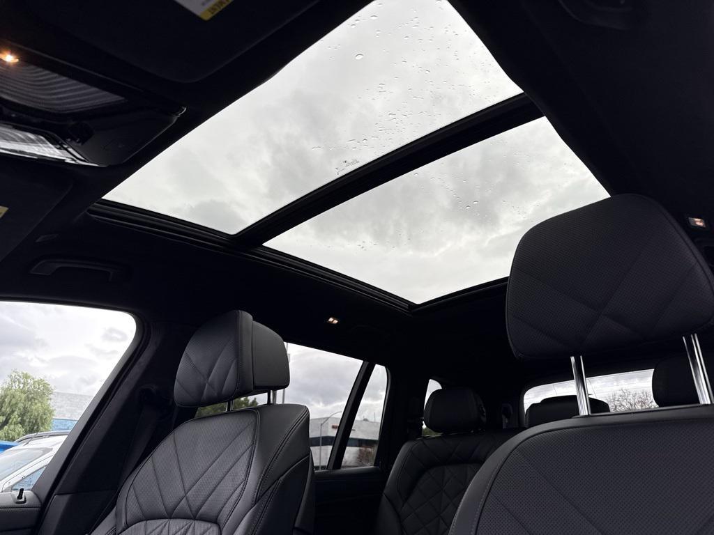 used 2024 BMW X7 car, priced at $52,998