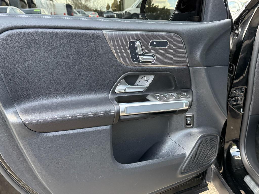 used 2023 Mercedes-Benz GLB 250 car, priced at $33,998