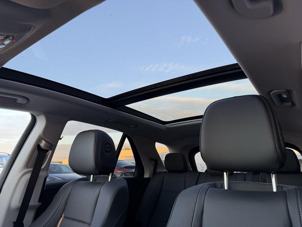 new 2026 Mercedes-Benz GLE 450 car, priced at $82,170