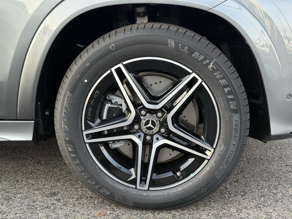 new 2026 Mercedes-Benz GLE 450 car, priced at $82,170
