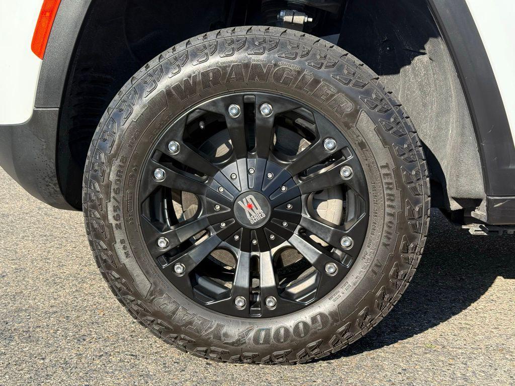 used 2022 Jeep Grand Cherokee 4xe car, priced at $28,998