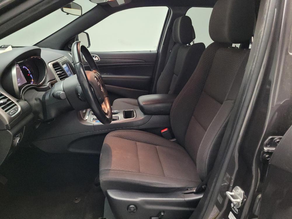 used 2021 Jeep Grand Cherokee car, priced at $18,495