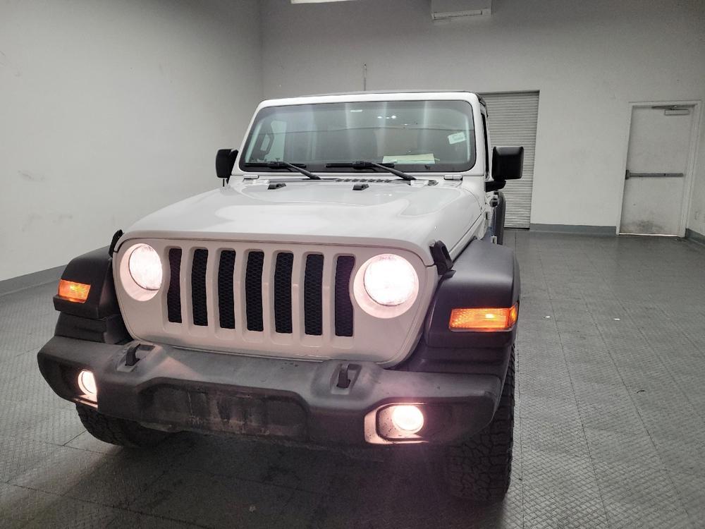 used 2021 Jeep Wrangler Unlimited car, priced at $21,395