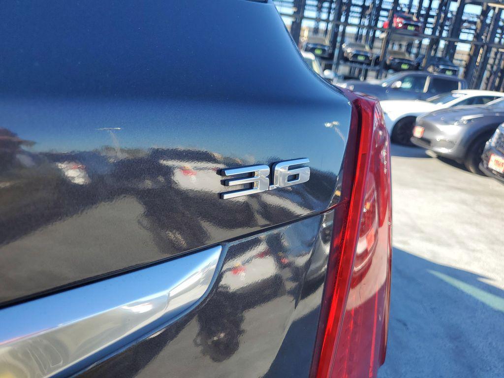 used 2017 Cadillac XT5 car, priced at $15,994