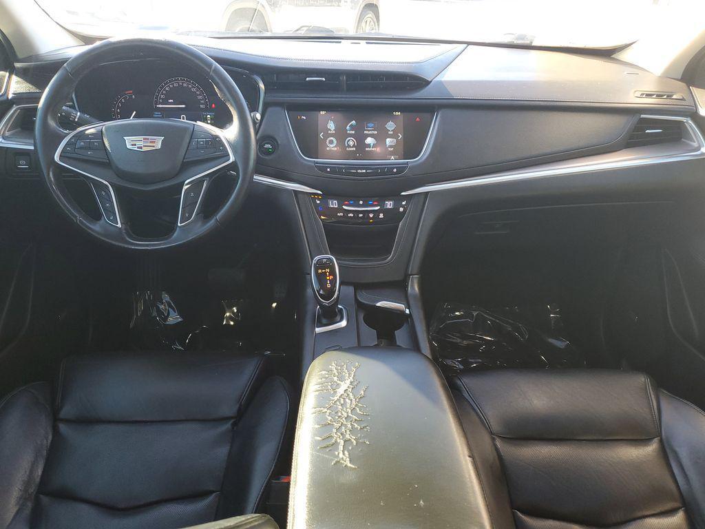 used 2017 Cadillac XT5 car, priced at $15,994