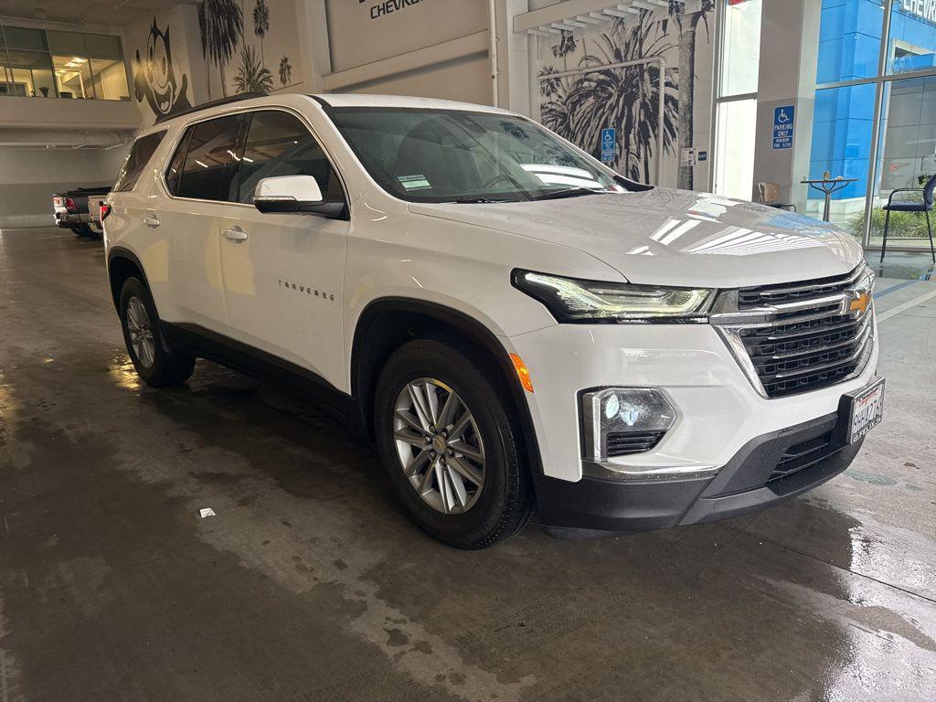 used 2023 Chevrolet Traverse car, priced at $29,951