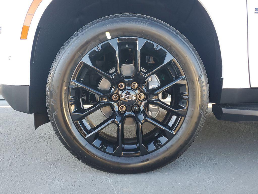 new 2026 Chevrolet Suburban car, priced at $70,680