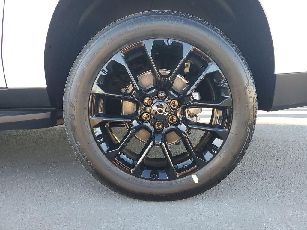 new 2026 Chevrolet Suburban car, priced at $70,680